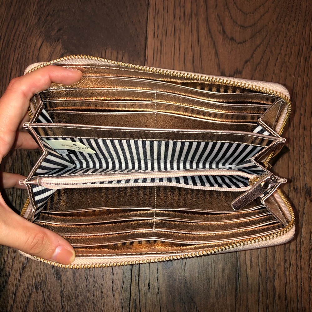 Kate Spade Wallet - Picture 5 of 6